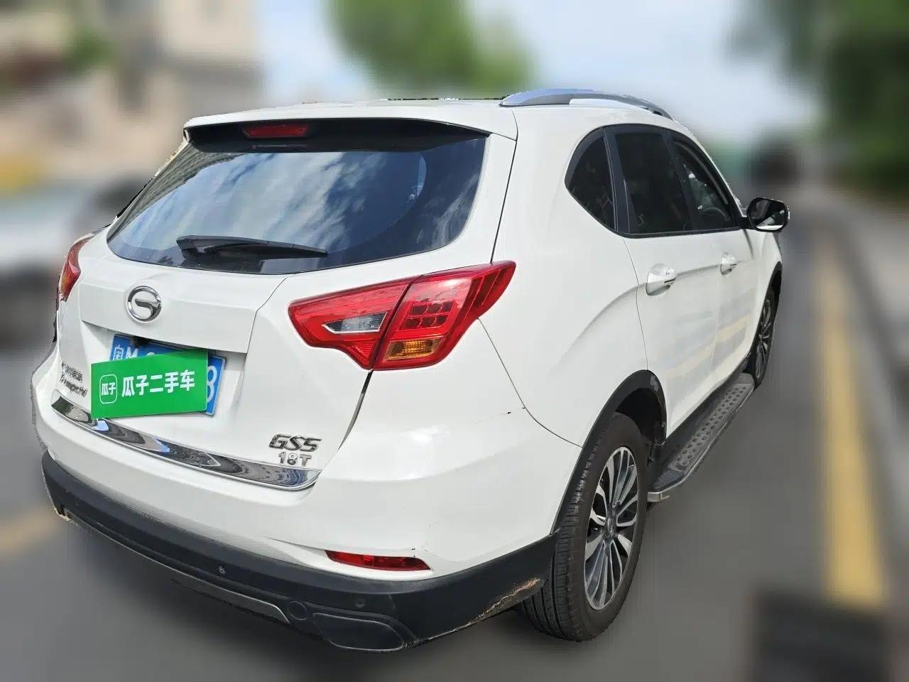 GAC Trumpchi GS5 Super 2016 2.0L Automatic Two-Wheel Drive Anniversary Edition — миниатюра 6