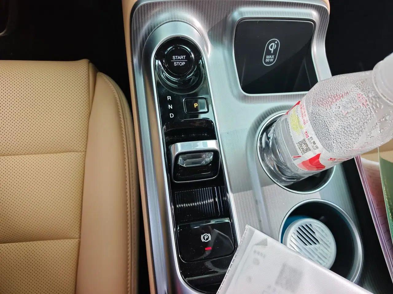 GAC Trumpchi E8 2024 Honor Series 2.0L Honor Edition — миниатюра 15