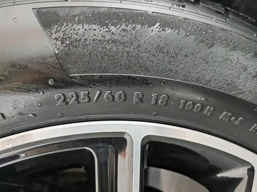 Dongfeng Fengshen AX7 2018 Classic 1.6T Automatic Deluxe Edition — миниатюра 24