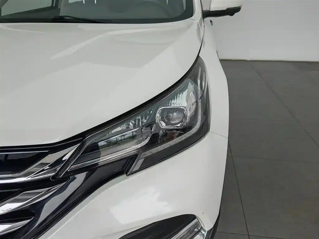 Dongfeng Fengshen AX7 2018 Classic 1.6T Automatic Deluxe Edition — миниатюра 7