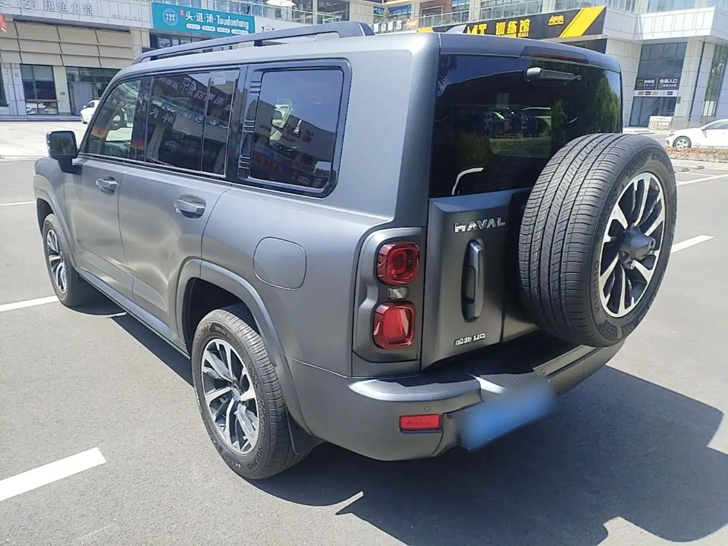 Haval H9 2024 2.0T Gasoline All-Wheel-Drive Extreme Edition — миниатюра 4