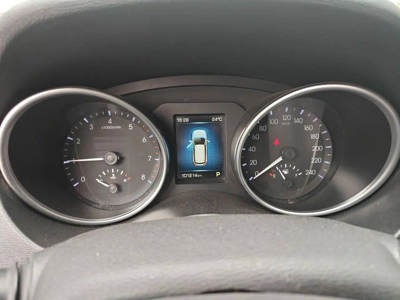 Haval H6 Coupe 2016 Blue Label 1.5T Automatic Two-Wheel Drive Urban Model — миниатюра 12
