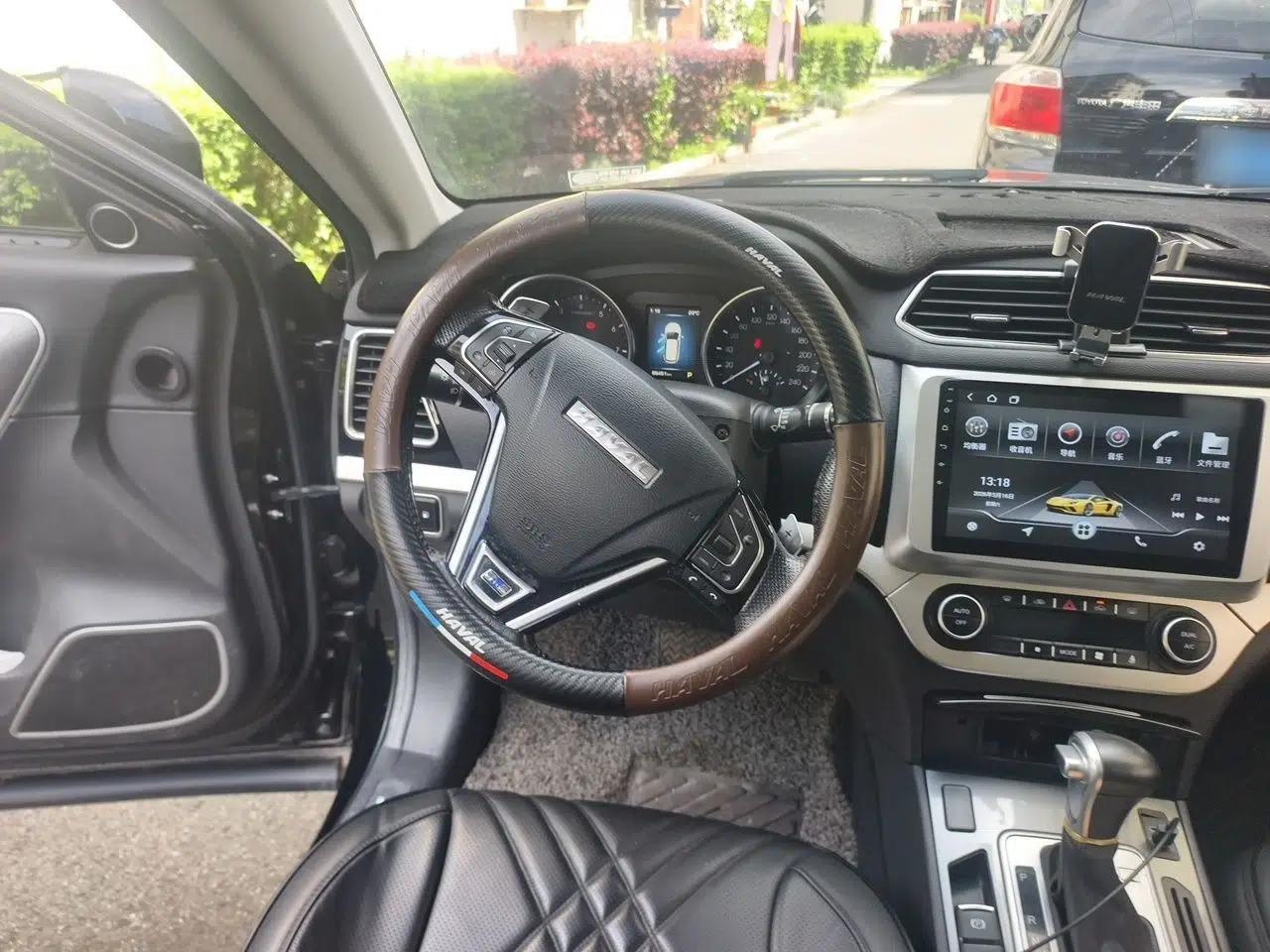 Haval H6 Coupe 2016 Blue Label 1.5T Automatic Two-Wheel Drive Urban Model — миниатюра 11