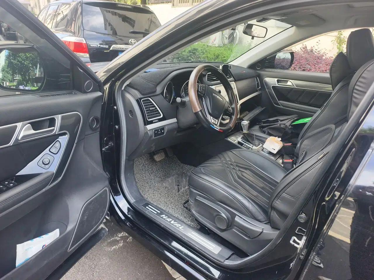 Haval H6 Coupe 2016 Blue Label 1.5T Automatic Two-Wheel Drive Urban Model — миниатюра 17
