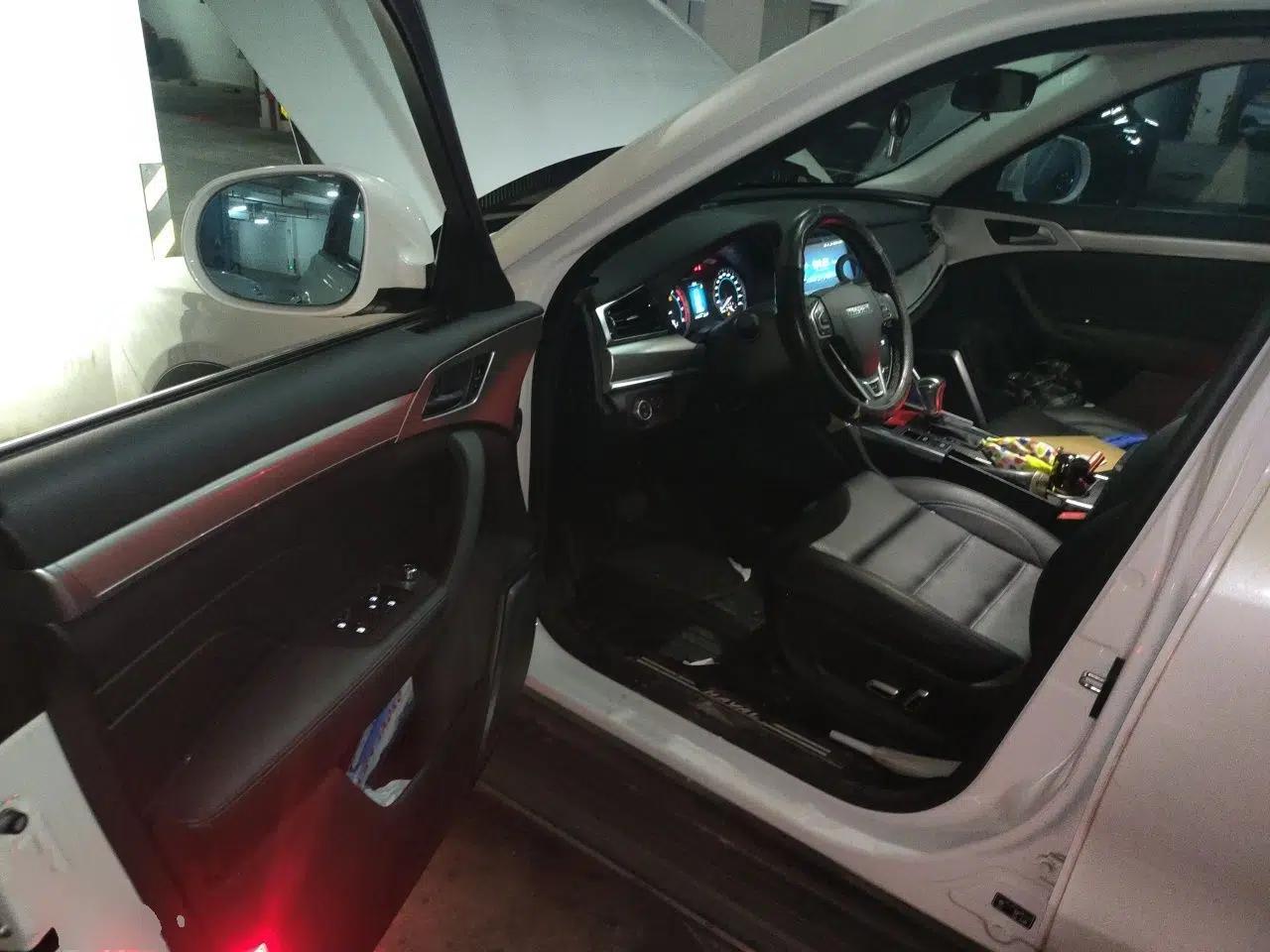 Haval H7 2016 Blue-Label H7 2.0T Automatic Elite Model — миниатюра 17