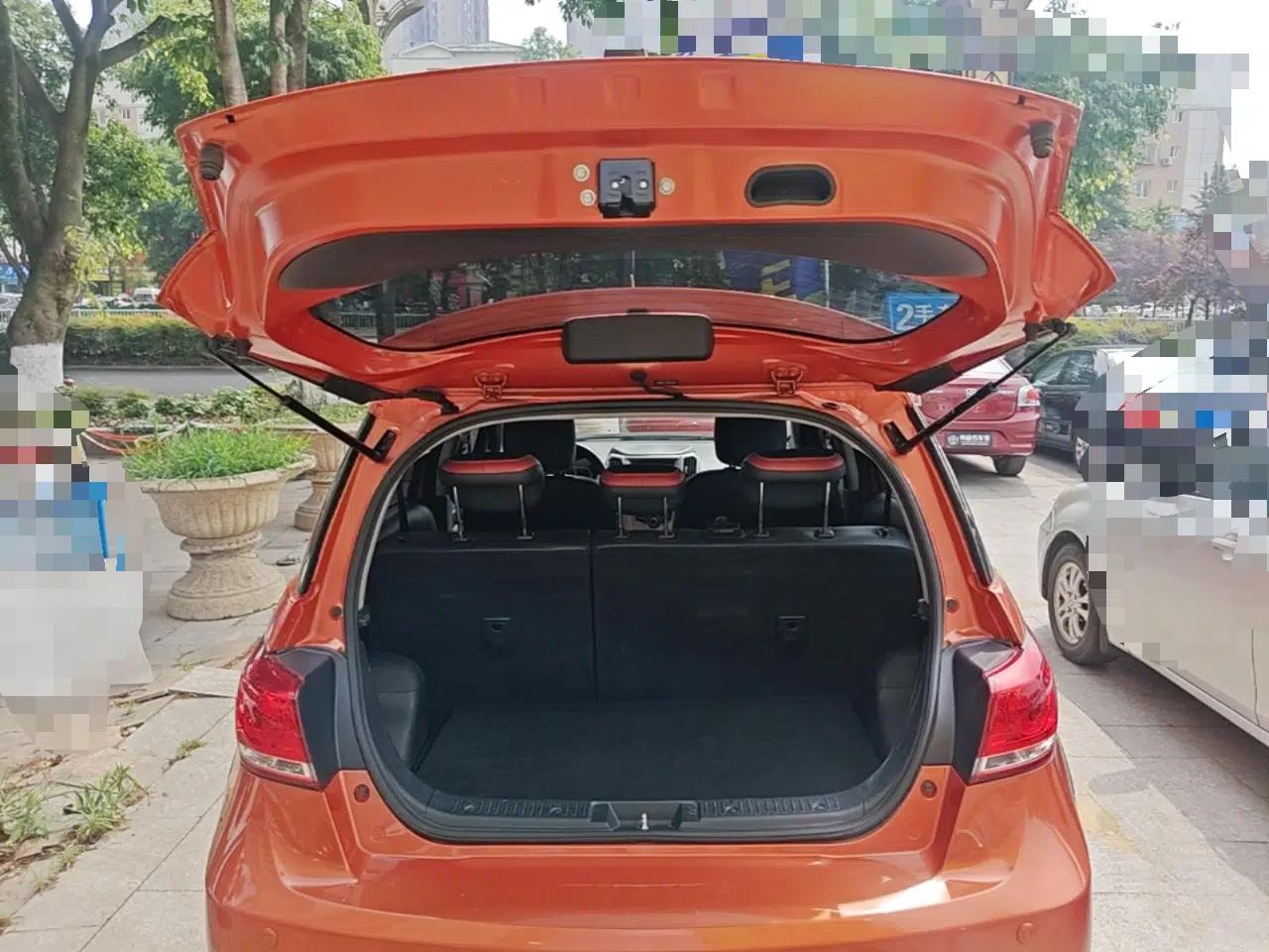 Haval H1 2016 Red-Label 1.5L AMT Luxury Model — миниатюра 22