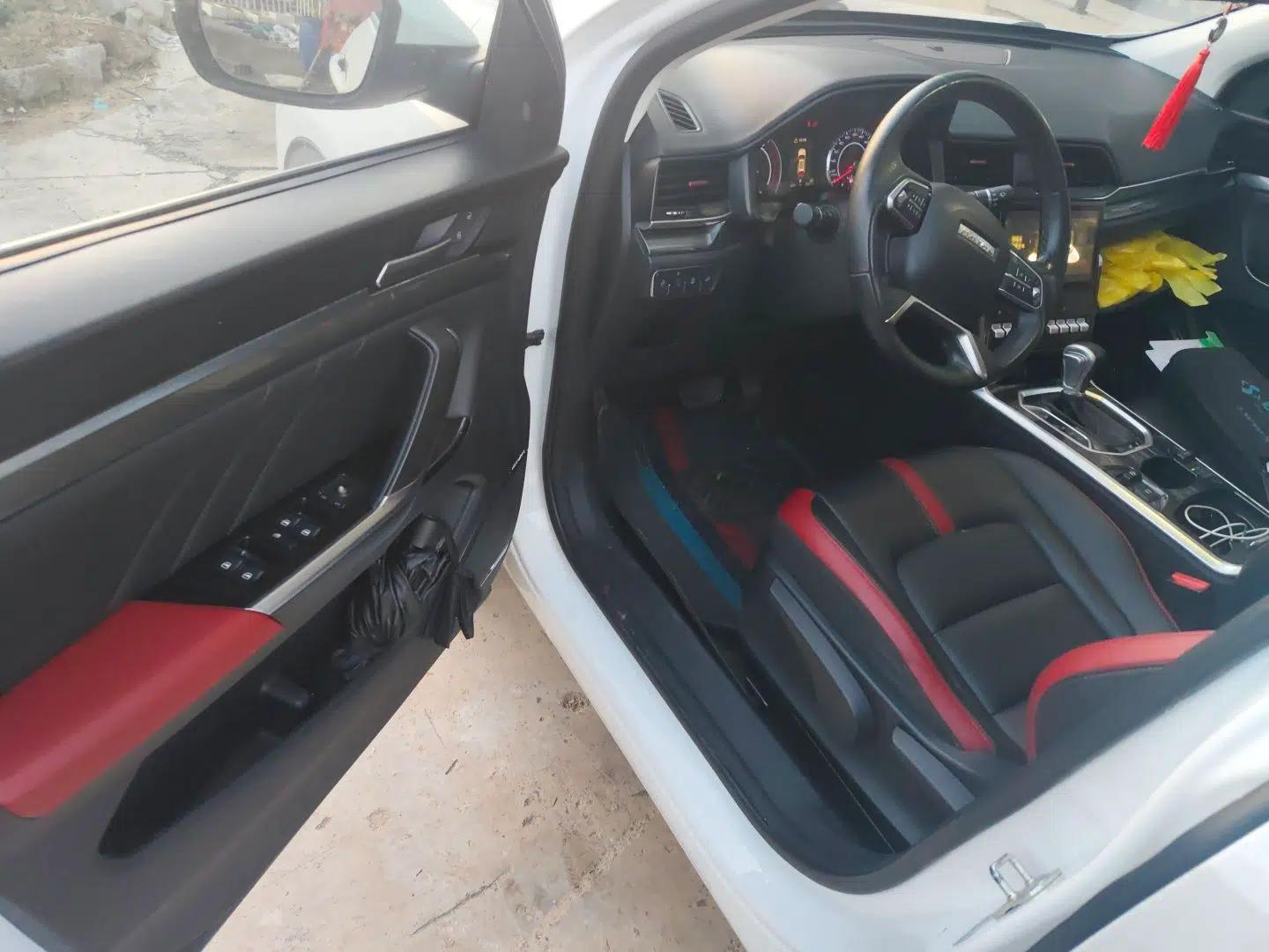 Haval H4 2018 Blue Label 1.5 GDIT DCT Fashion Edition — миниатюра 17