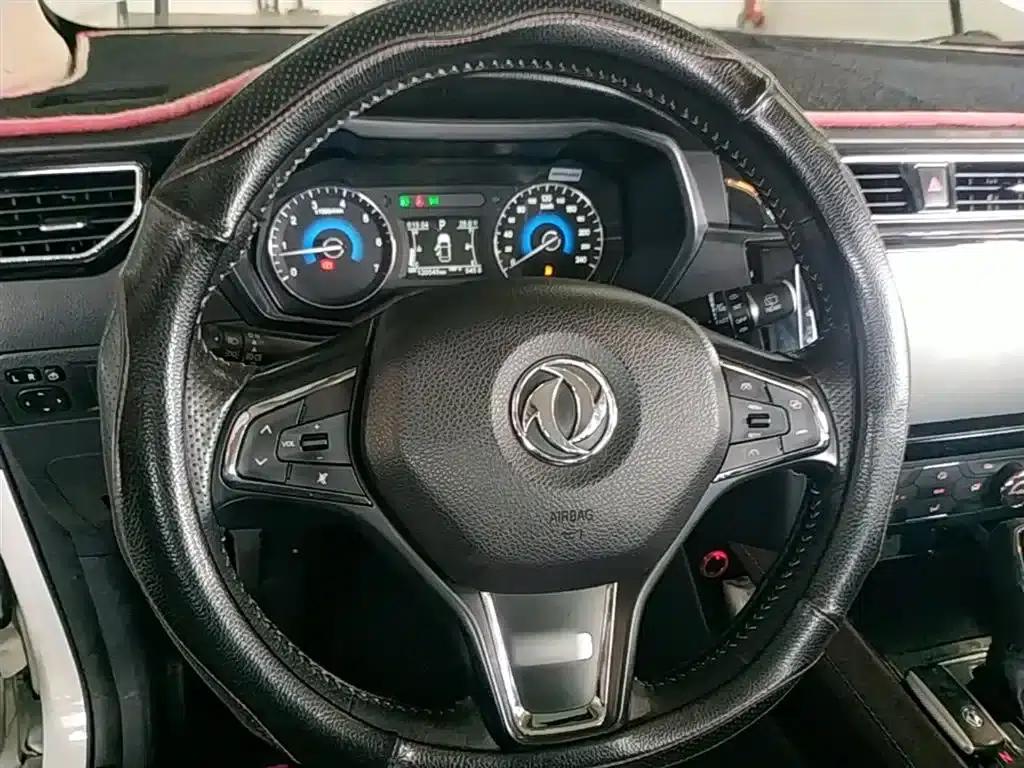 Fengguang 580 2017 1.5T CVT Luxury Edition — миниатюра 11
