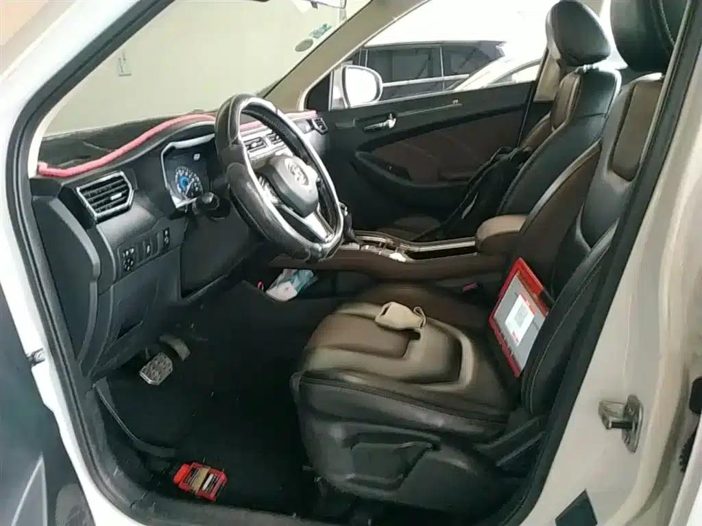 Fengguang 580 2017 1.5T CVT Luxury Edition — миниатюра 15