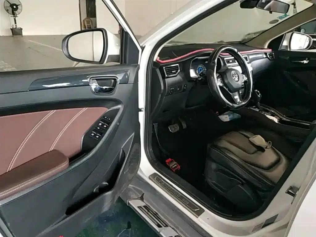 Fengguang 580 2017 1.5T CVT Luxury Edition — миниатюра 16
