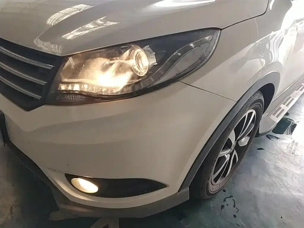 Fengguang 580 2017 1.5T CVT Luxury Edition — миниатюра 24