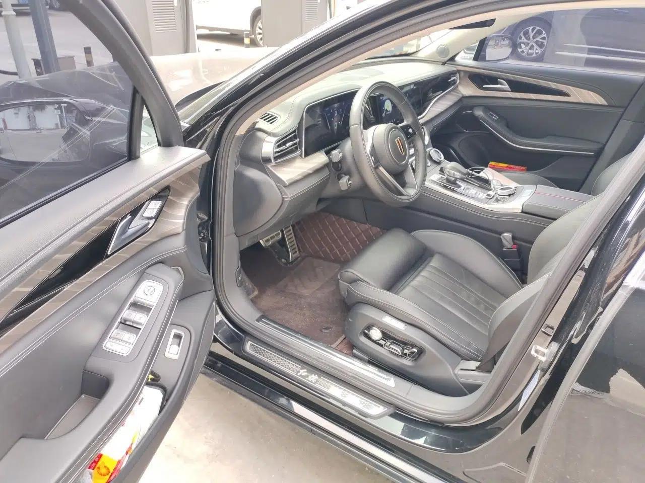 Hongqi H9 2022 2.0T Smart Connect Flagship Edition — миниатюра 16