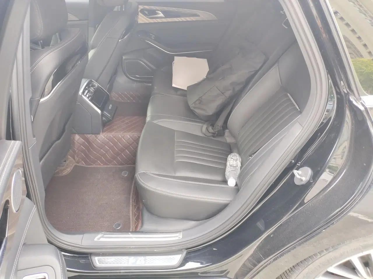 Hongqi H9 2022 2.0T Smart Connect Flagship Edition — миниатюра 18