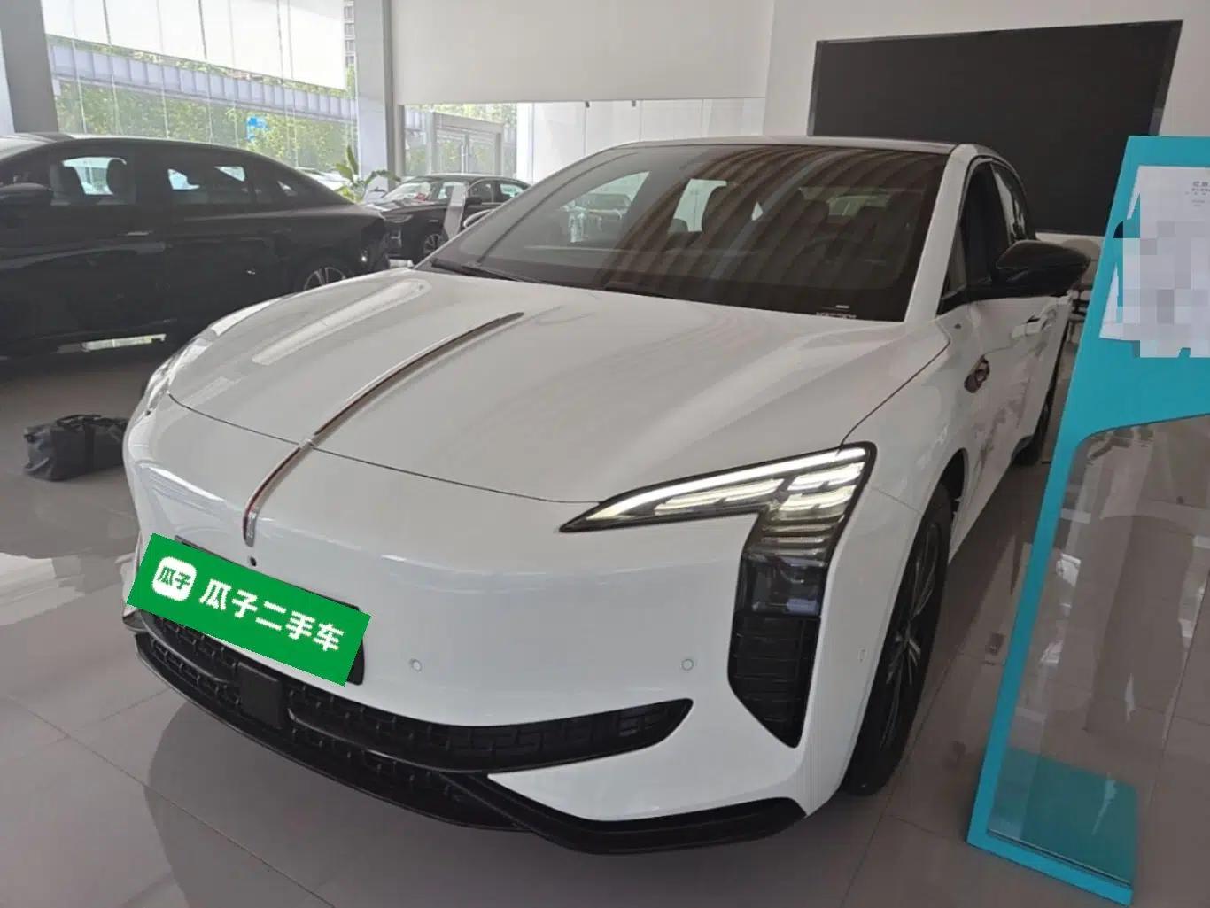 Hongqi EH7 2025 600 Smart Selection Edition — миниатюра 1