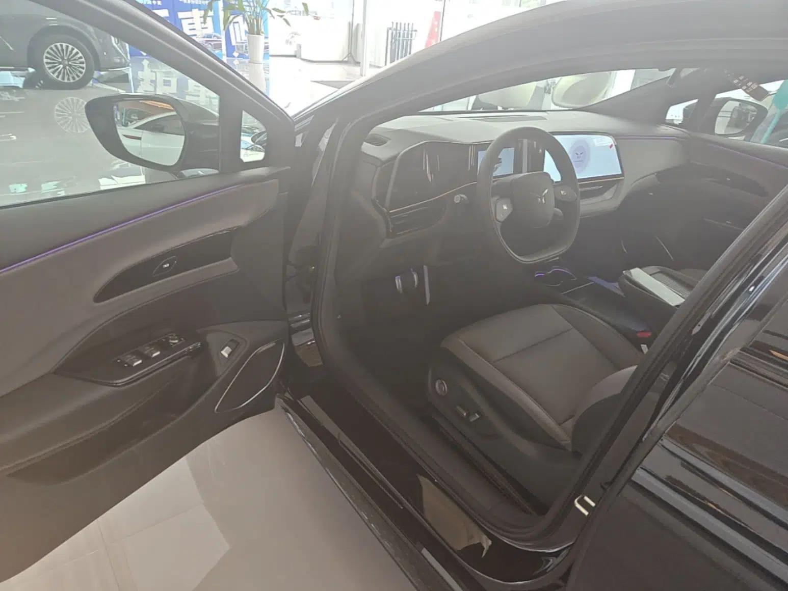 Hongqi EH7 2025 600 Smart Selection Edition — миниатюра 19