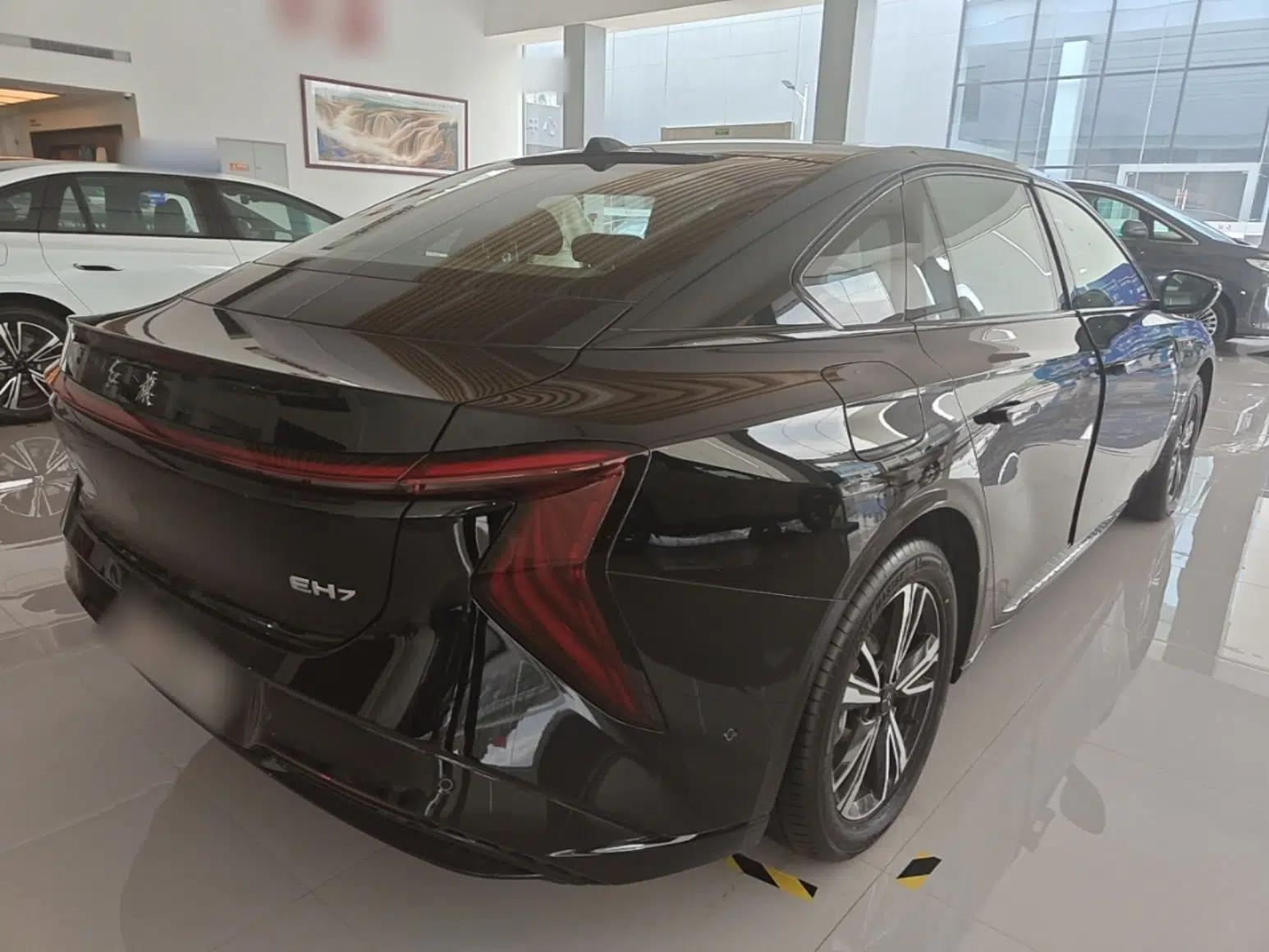 Hongqi EH7 2025 600 Smart Selection Edition — миниатюра 6