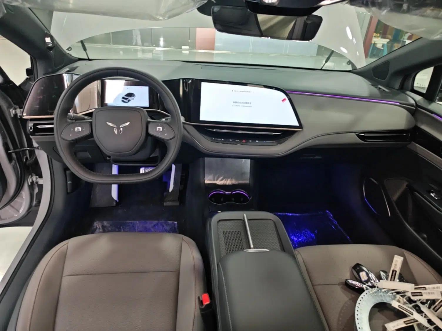Hongqi EH7 2025 600 Smart Selection Edition — миниатюра 13