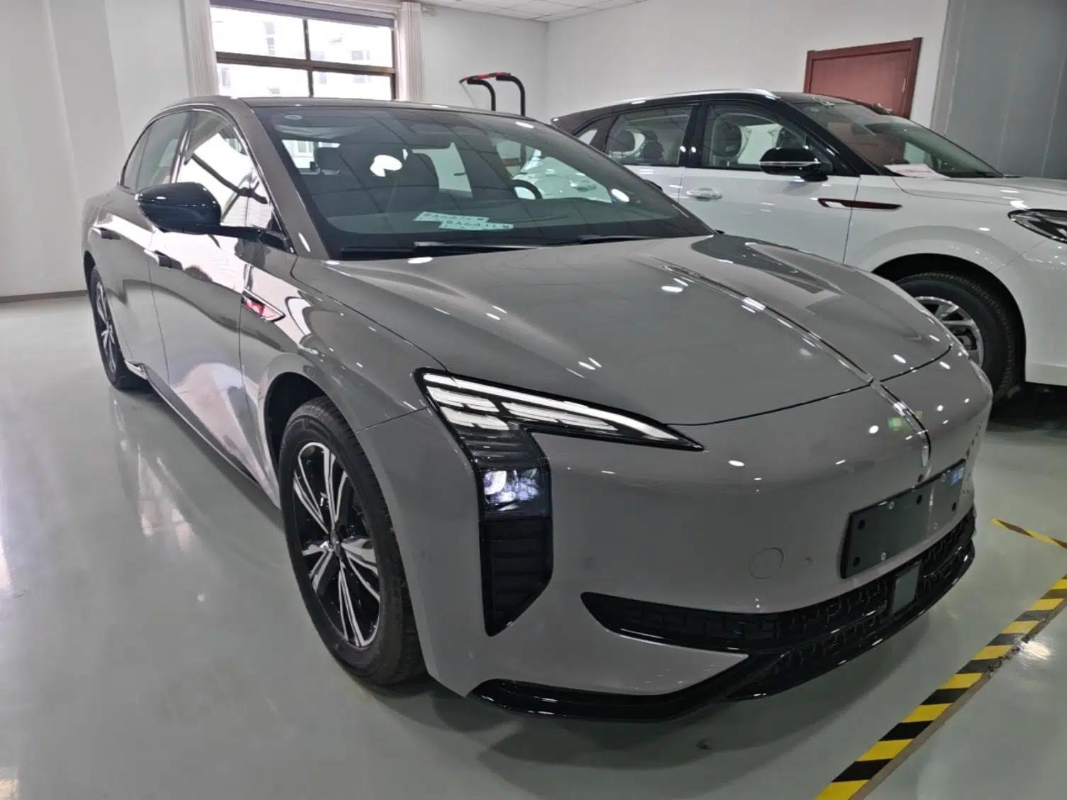 Hongqi EH7 2025 600 Smart Selection Edition — миниатюра 3