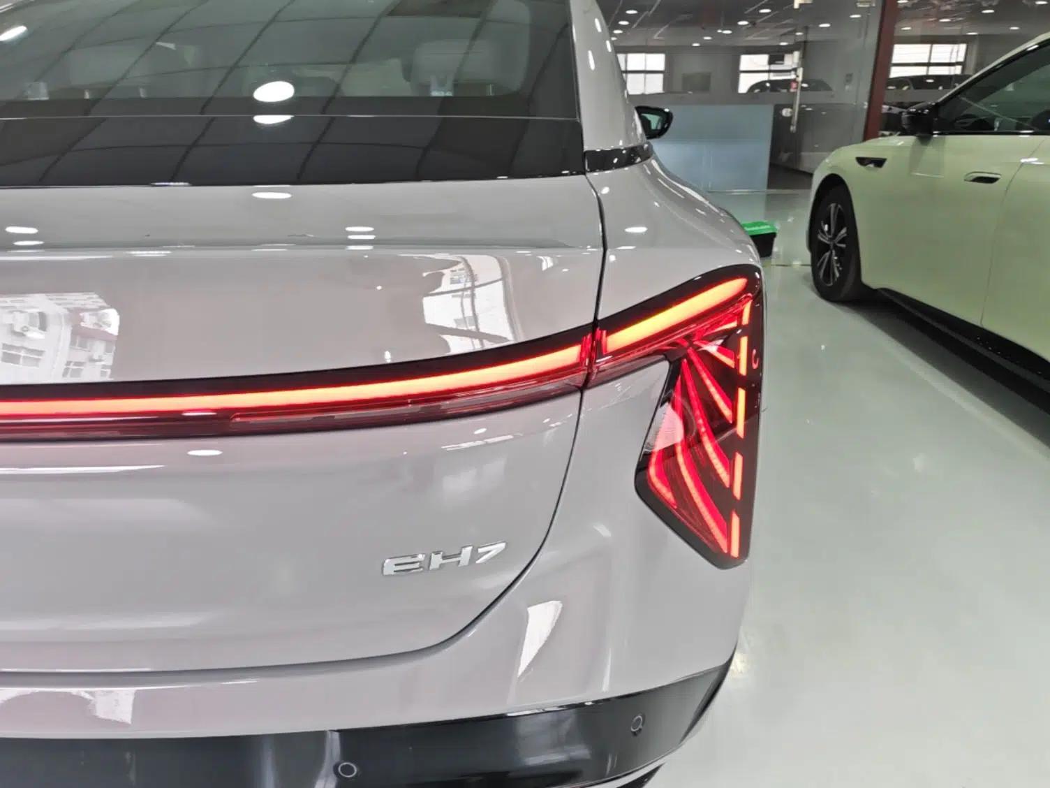 Hongqi EH7 2025 600 Smart Selection Edition — миниатюра 7