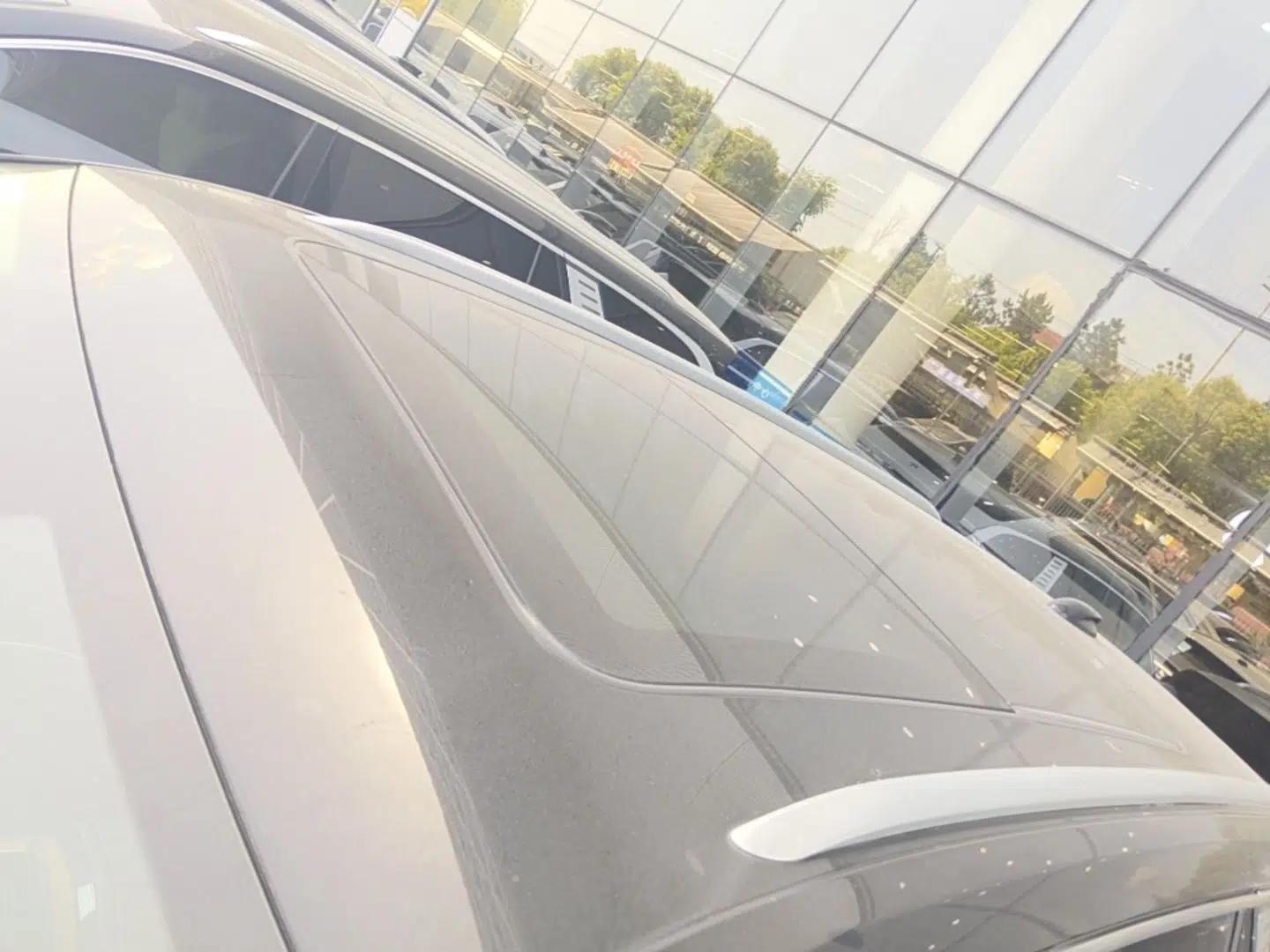 Hongqi E-HS9 2021 460 km Range Flagship Edition Six-Seater — миниатюра 11