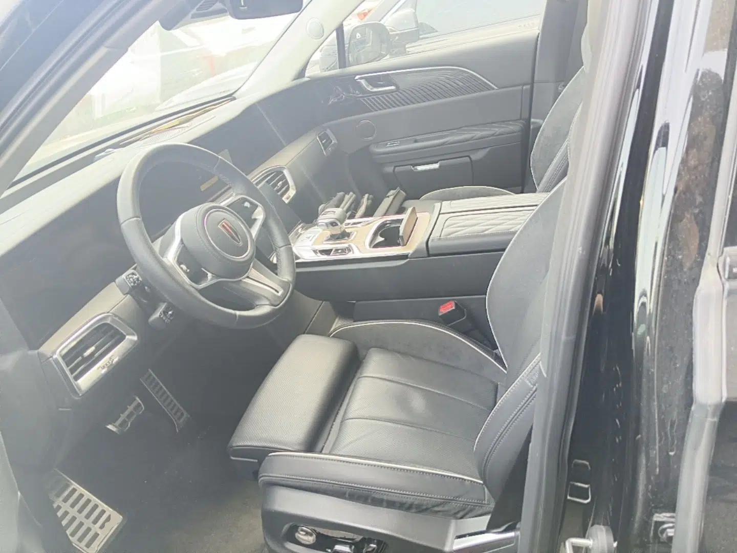 Hongqi E-HS9 2021 460 km Range Flagship Edition Six-Seater — миниатюра 18