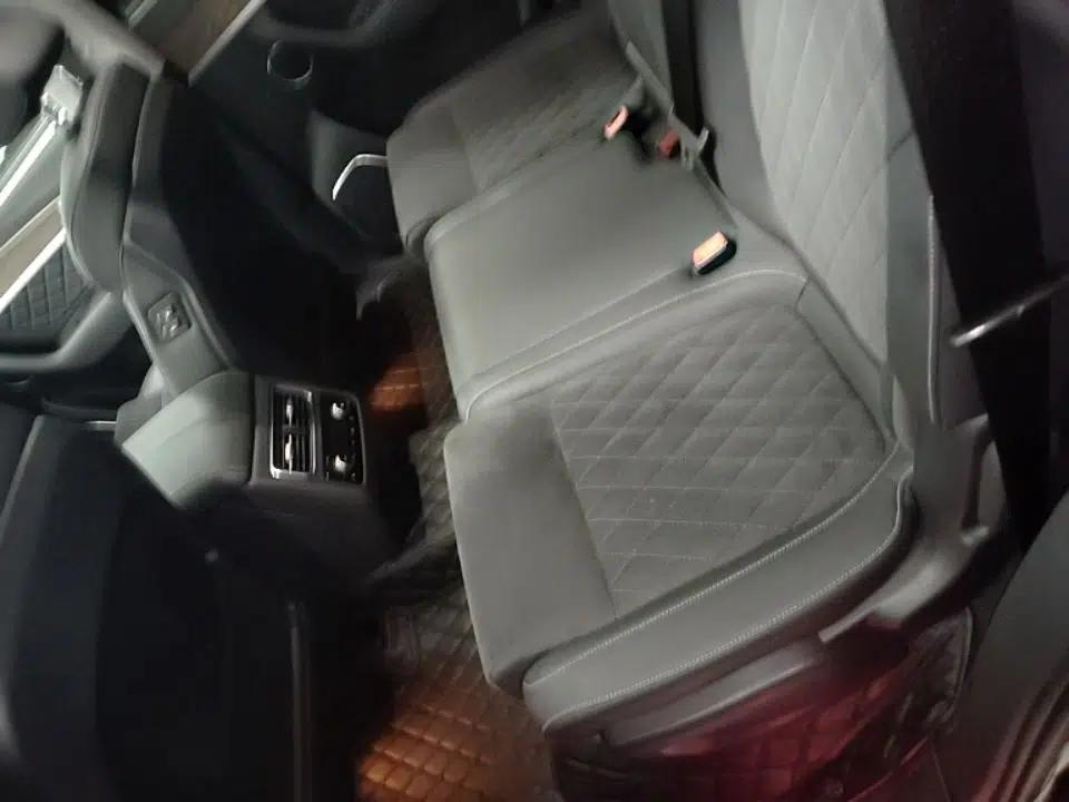 Hongqi HS7 2022 3.0T Automatic All-Wheel Drive Smart Connect Flagship Edition 7 Seats — миниатюра 20