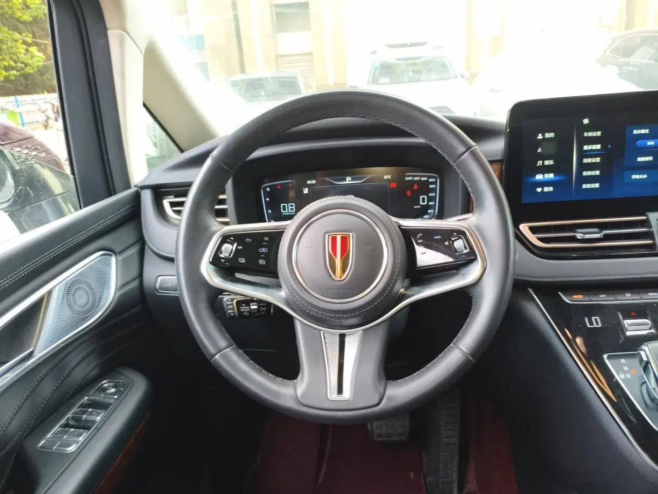 Hongqi HQ9 2023 2.0T Smart Connect Flagship Edition — миниатюра 11