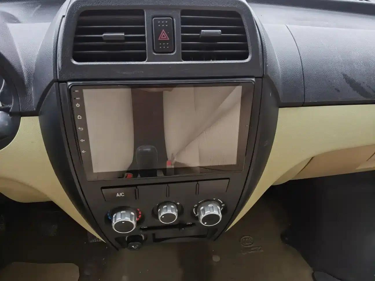 Dongfeng Xiaokang C36 2019 1.5L Basic Model II National VI DK15 — миниатюра 11