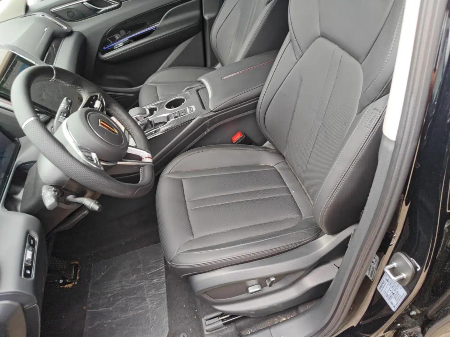 Hongqi HS3 PHEV 2024 PHEV 115km Jingwei Edition — миниатюра 18