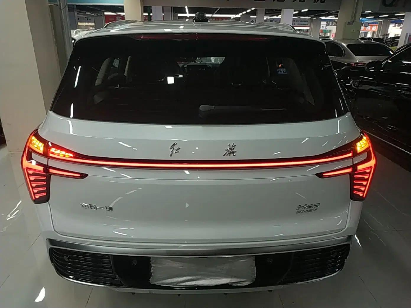 Hongqi HS3 PHEV 2024 PHEV 115km Jingwei Edition — миниатюра 5