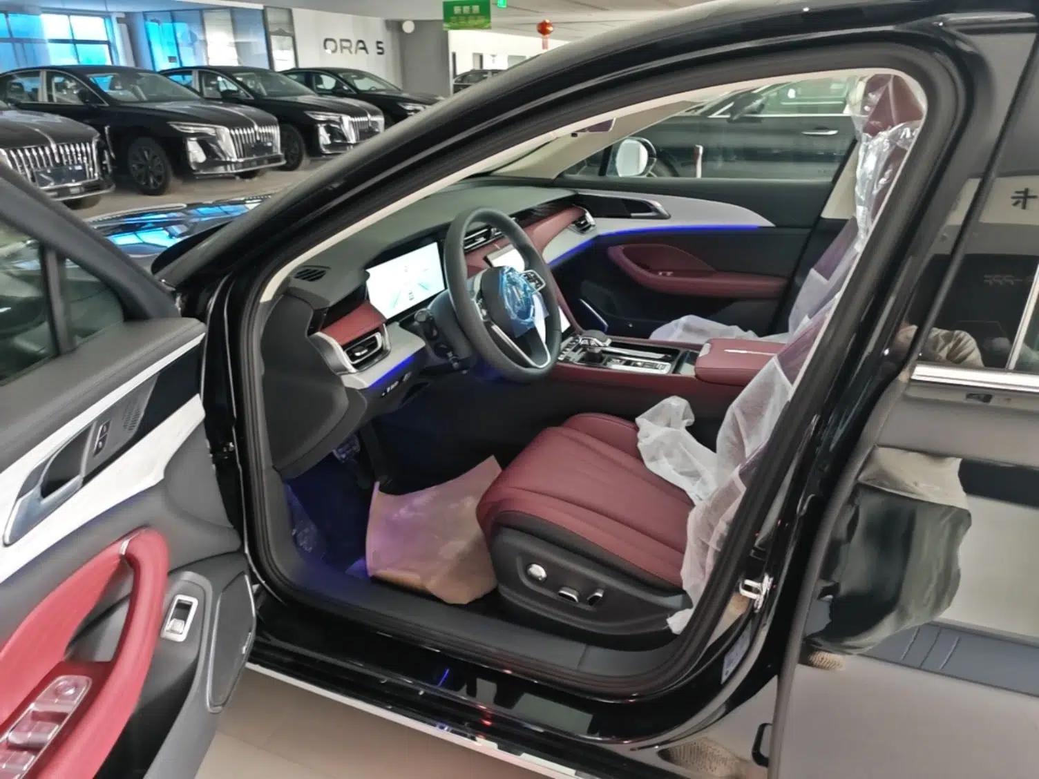 Hongqi H5 PHEV 2025 170 Super Hybrid Version — миниатюра 19
