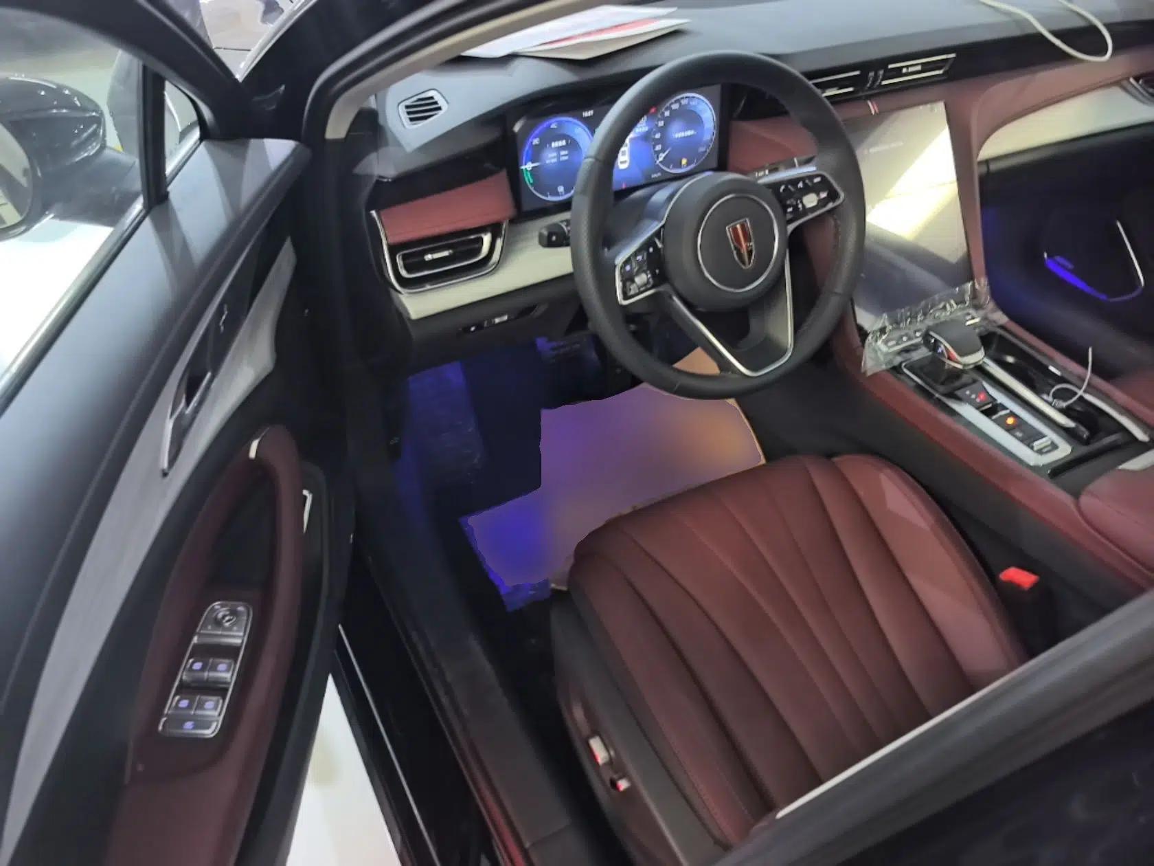 Hongqi H5 PHEV 2025 130 Super Hybrid Version — миниатюра 19