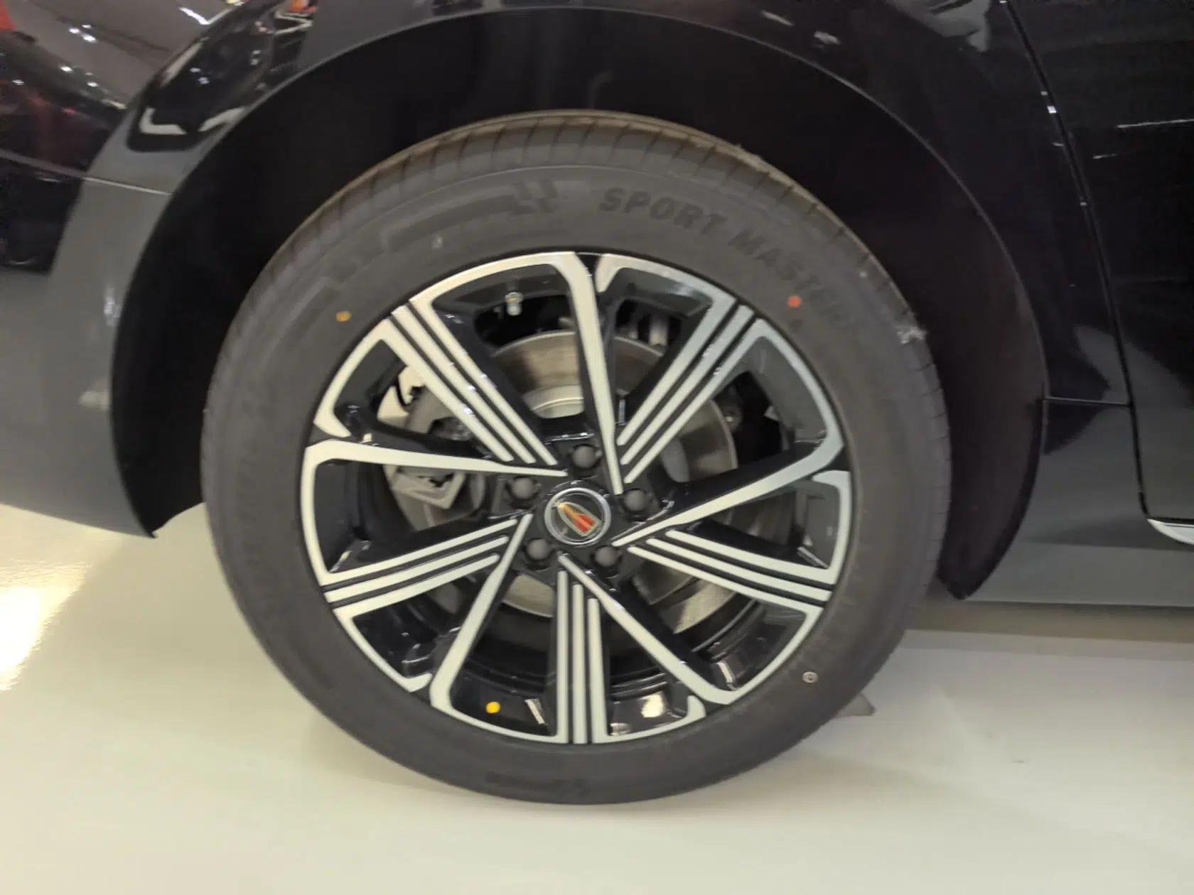 Hongqi H5 PHEV 2025 130 Super Hybrid Version — миниатюра 10