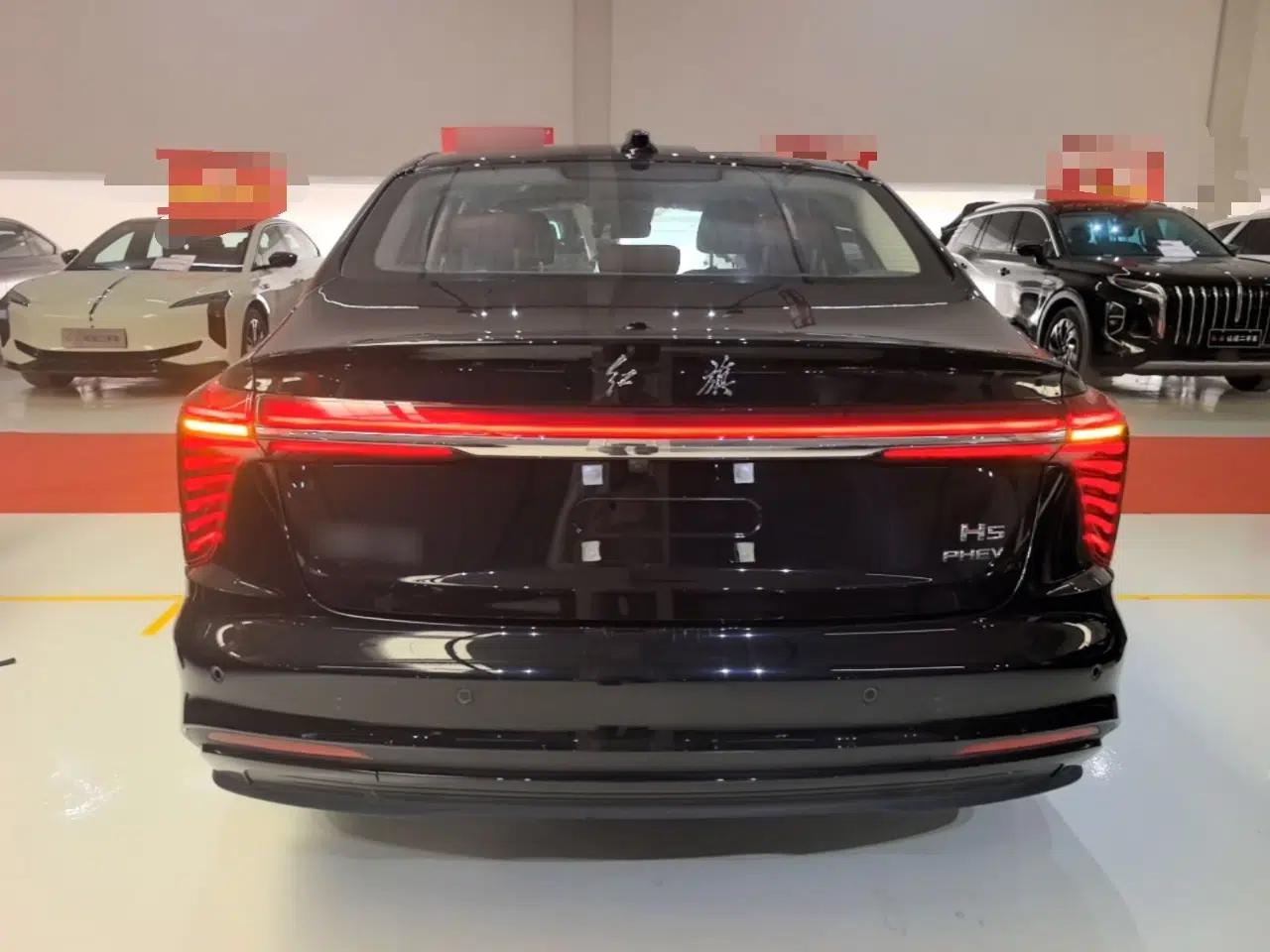 Hongqi H5 PHEV 2025 170 Super Hybrid Version — миниатюра 3