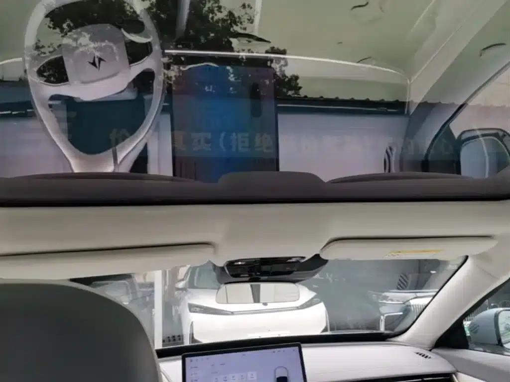 eπ007 2024 Pure Electric 540 AWD Max Edition — миниатюра 18