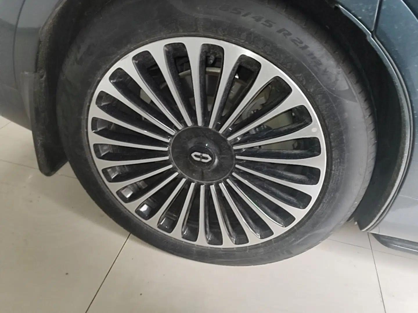 Hima AITO M9 2024 Range-Extended Ultra Version 52 kWh 6-Seater Model — миниатюра 10