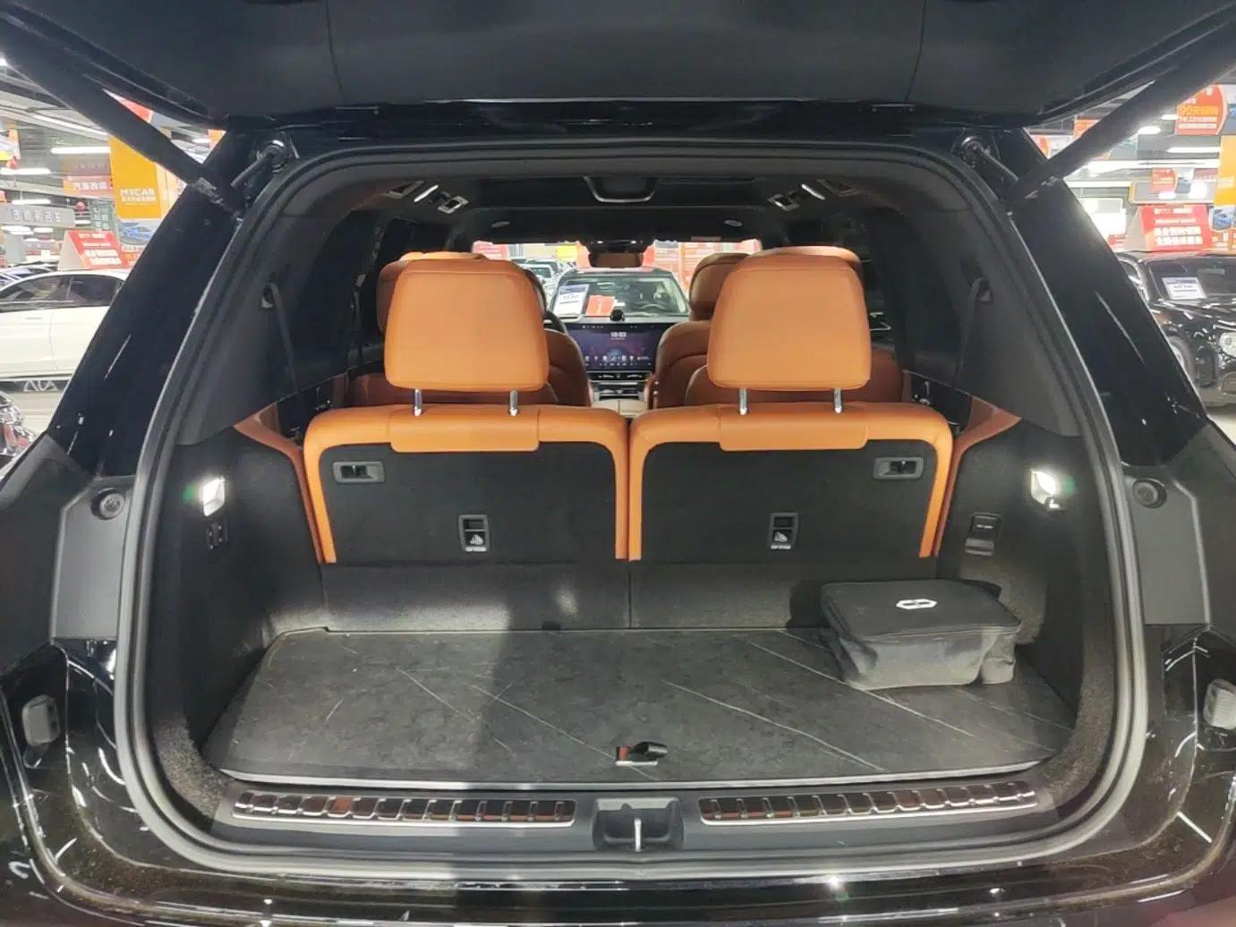 Hima AITO M9 2024 Range-Extended Ultra Version 52 kWh 6-Seater Model — миниатюра 22