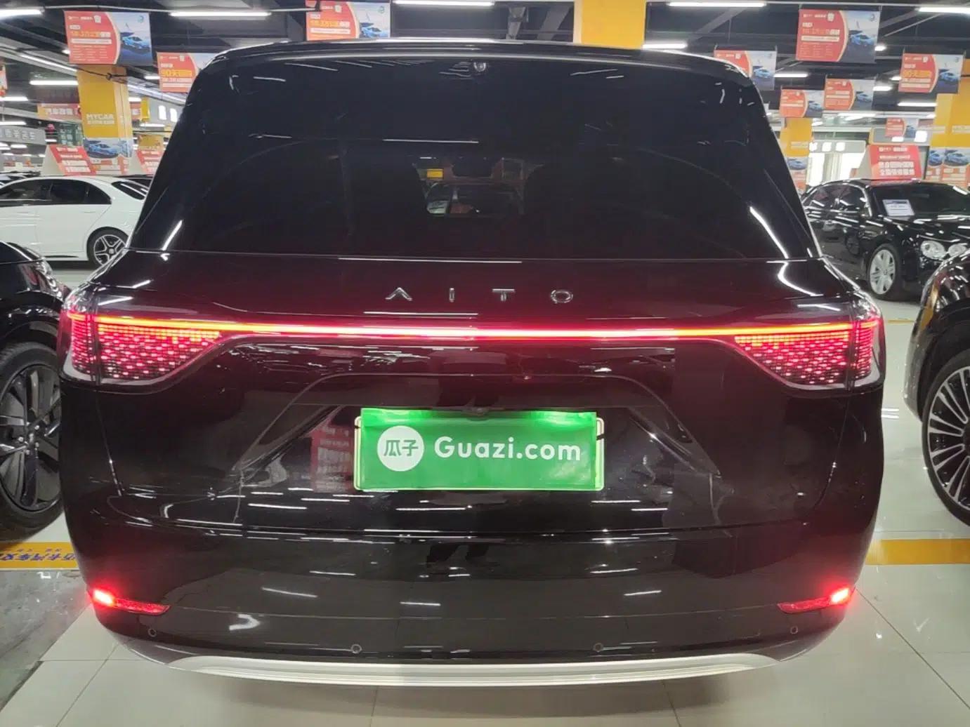 Hima AITO M9 2024 Range-Extended Ultra Version 52 kWh 6-Seater Model — миниатюра 5