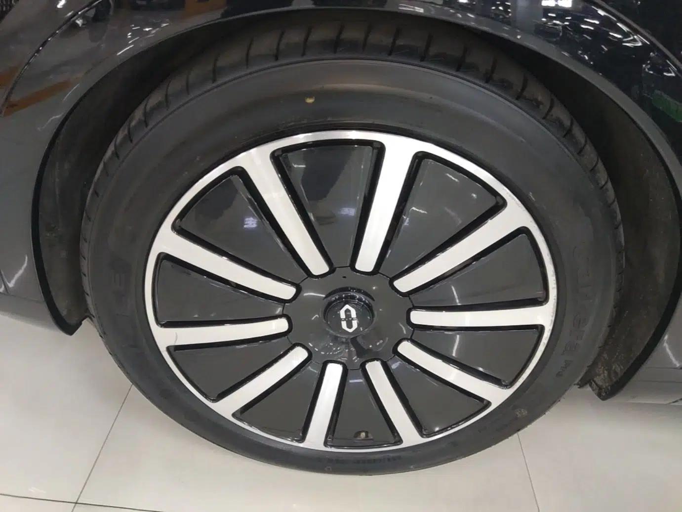 Hima AITO M9 2024 Range-Extended Ultra Version 52 kWh 6-Seater Model — миниатюра 8