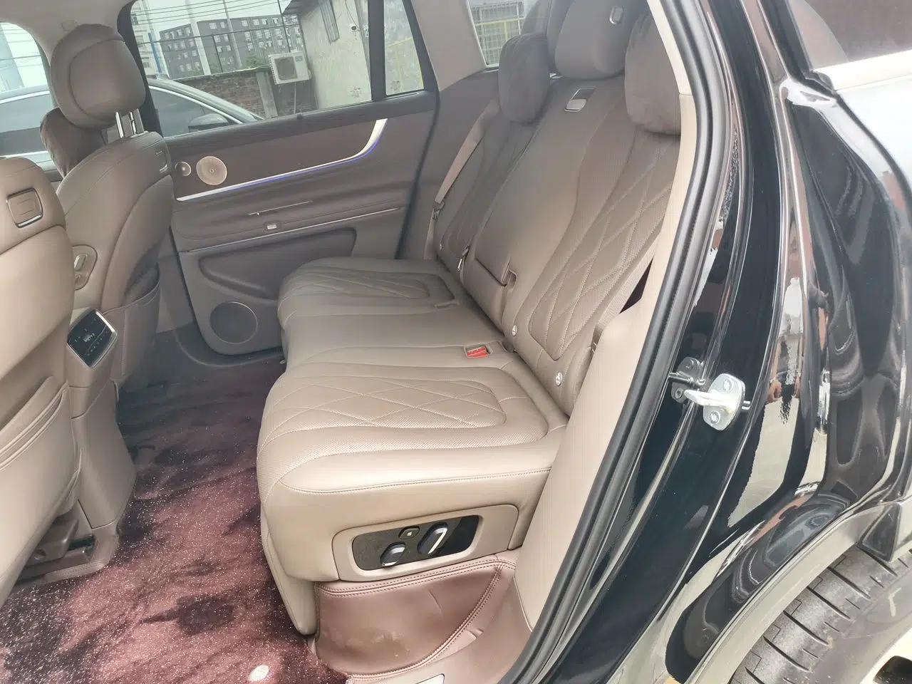 Hima AITO M9 2024 Range-Extended Max Edition 42 kWh 5-Seater Version — миниатюра 18
