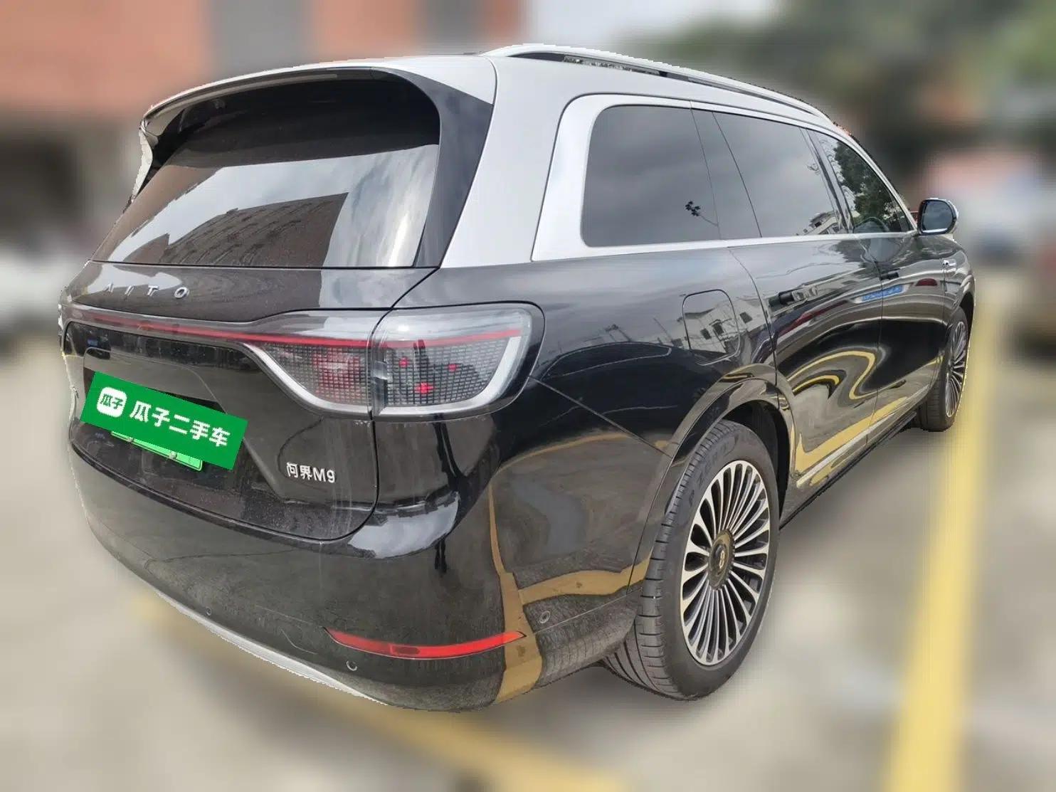 Hima AITO M9 2024 Range-Extended Max Edition 42 kWh 5-Seater Version — миниатюра 6