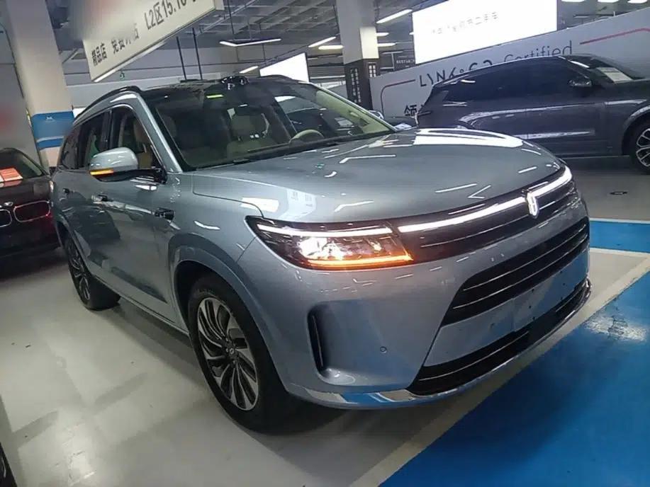 Hima AITO M7 2024 1.5T Intelligent Drive 4WD Ultra Version 5 Seats — миниатюра 3