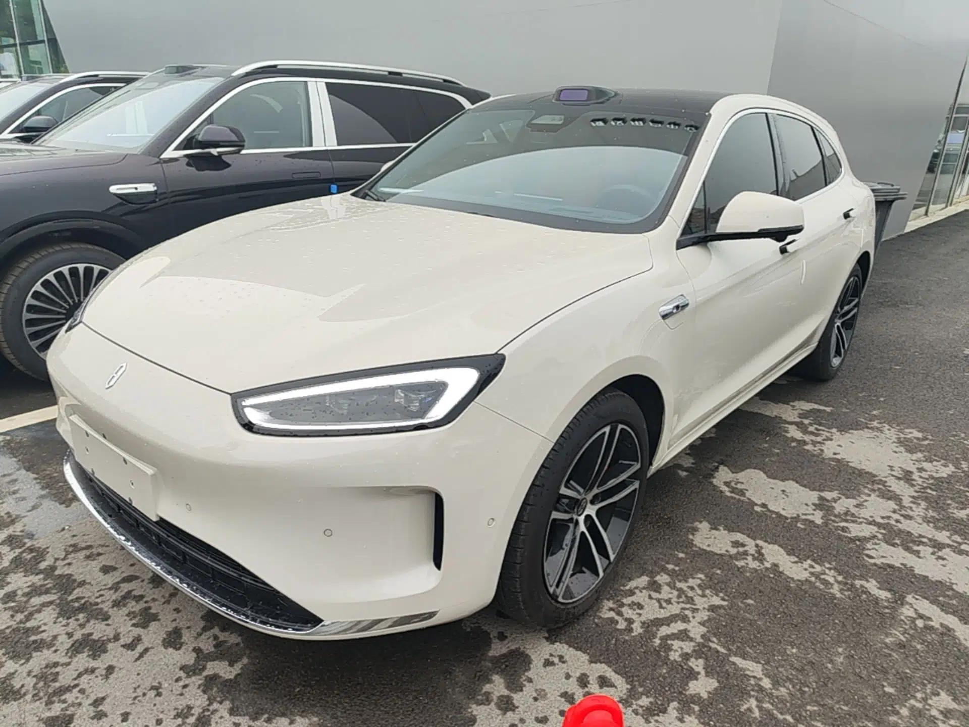 Hima AITO M5 2025 Extended-Range Ultra Rear-Wheel-Drive Version — миниатюра 1