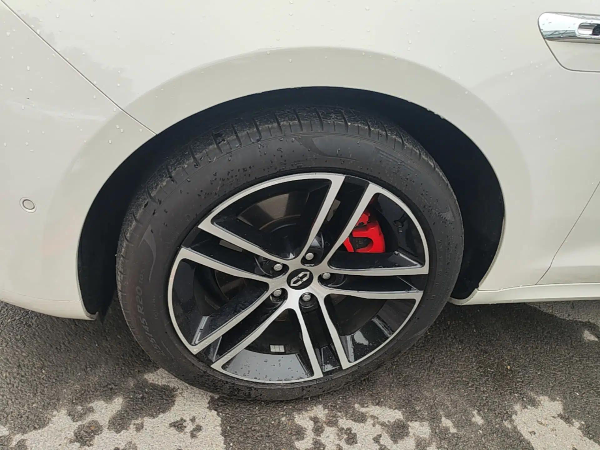 Hima AITO M5 2025 Extended-Range Ultra Rear-Wheel-Drive Version — миниатюра 8
