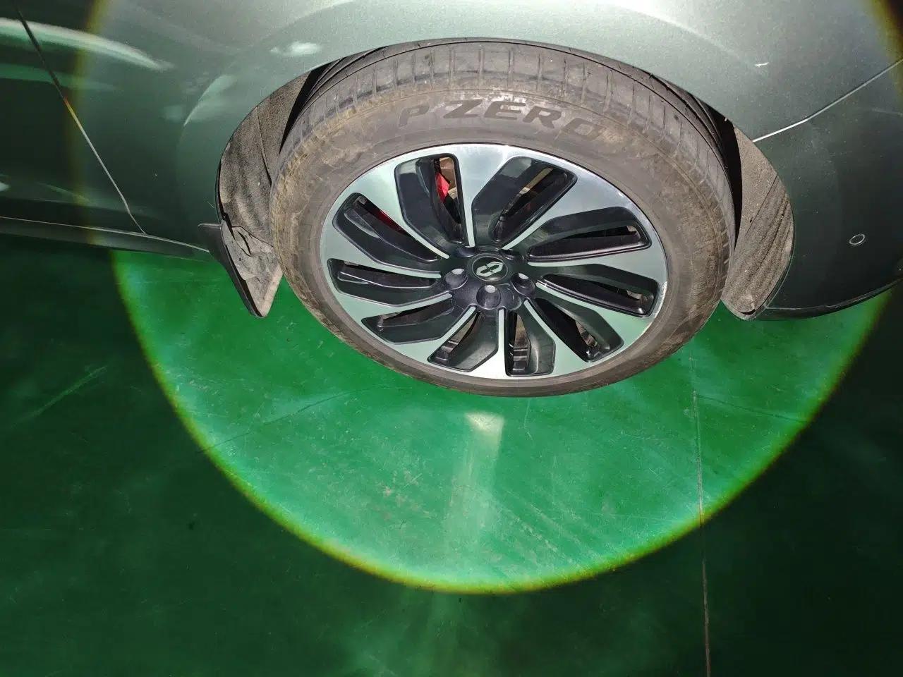 Hima AITO M5 2022 Range-Extended Rear-Drive Standard Version — миниатюра 8