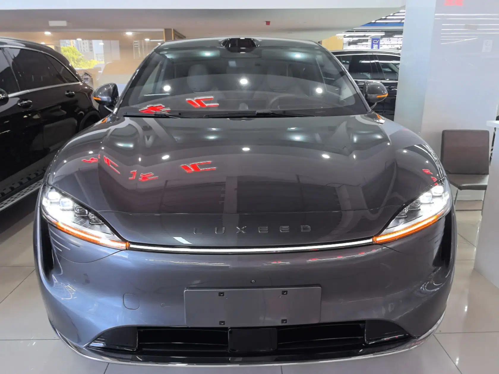 Hima Luxeed R7 2025 Range-Extended Version 251 km Max — миниатюра 2