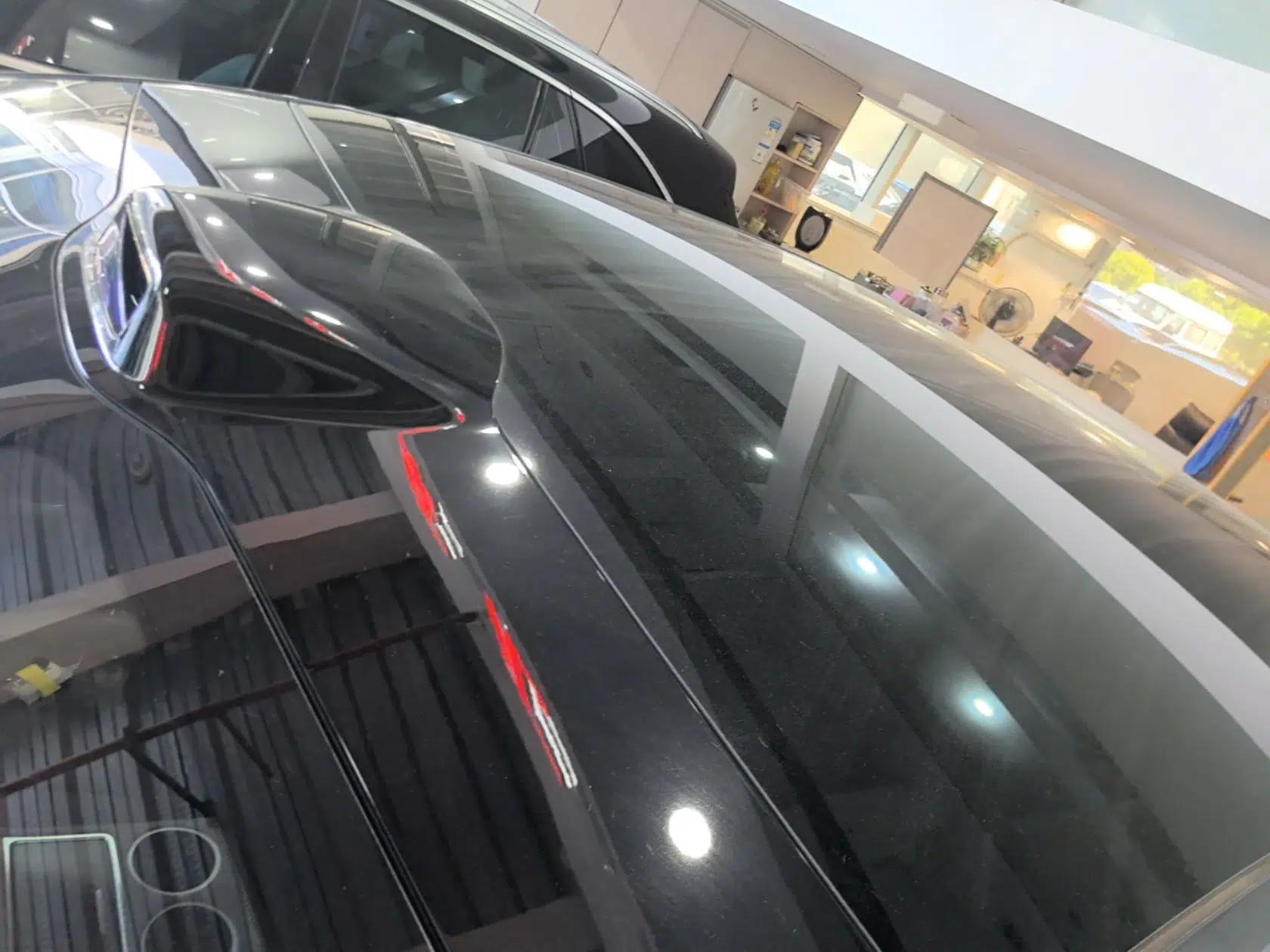 Hima Luxeed R7 2025 Range-Extended Version 251 km Max — миниатюра 11