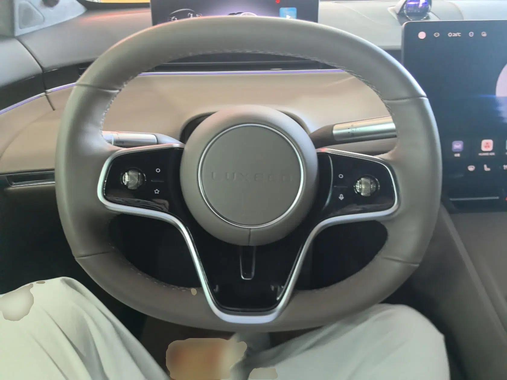 Hima Luxeed R7 2025 Range-Extended Version 251 km Max — миниатюра 13