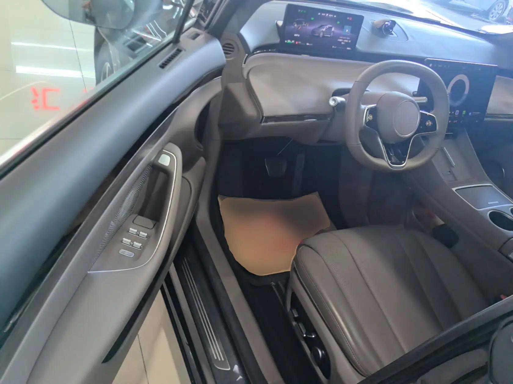 Hima Luxeed R7 2025 Range-Extended Version 251 km Max — миниатюра 18