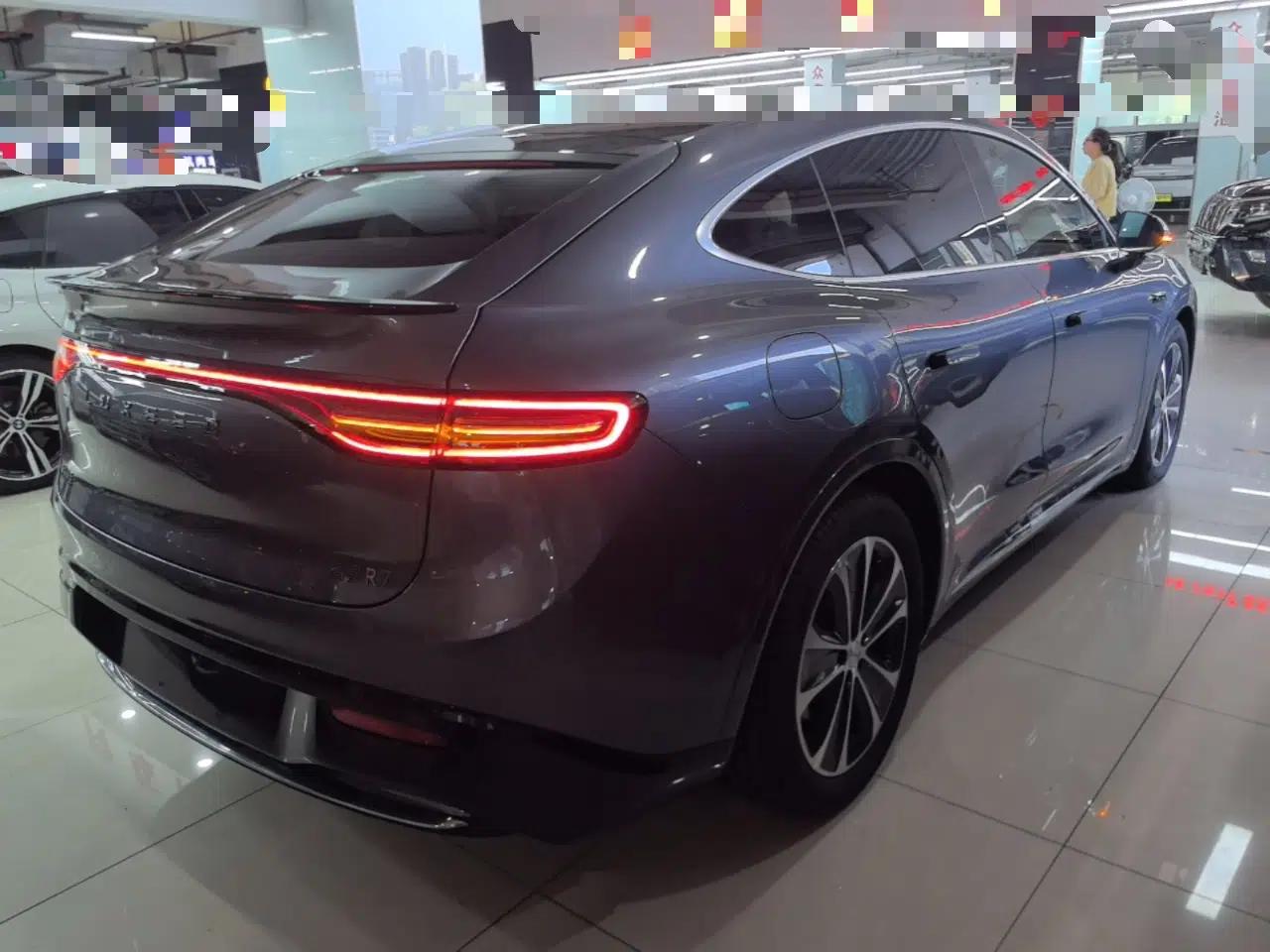 Hima Luxeed R7 2025 Range-Extended Version 251 km Max — миниатюра 4